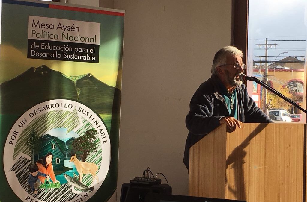 Gestión ambiental y turismo sustentable como estrategia de desarrollo local: Investigador de Ceres participa en seminario en la región de Aysén