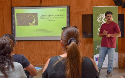 Agricultores de la región se capacitan en manejo de suelos y bioinsumos en Centro Ceres